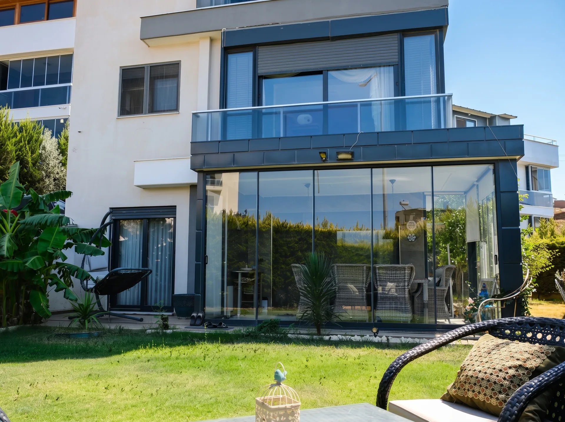 YELKİ’DE KENT KOLEJİ ARKASINDA 350 M² ARSALI VİLLA