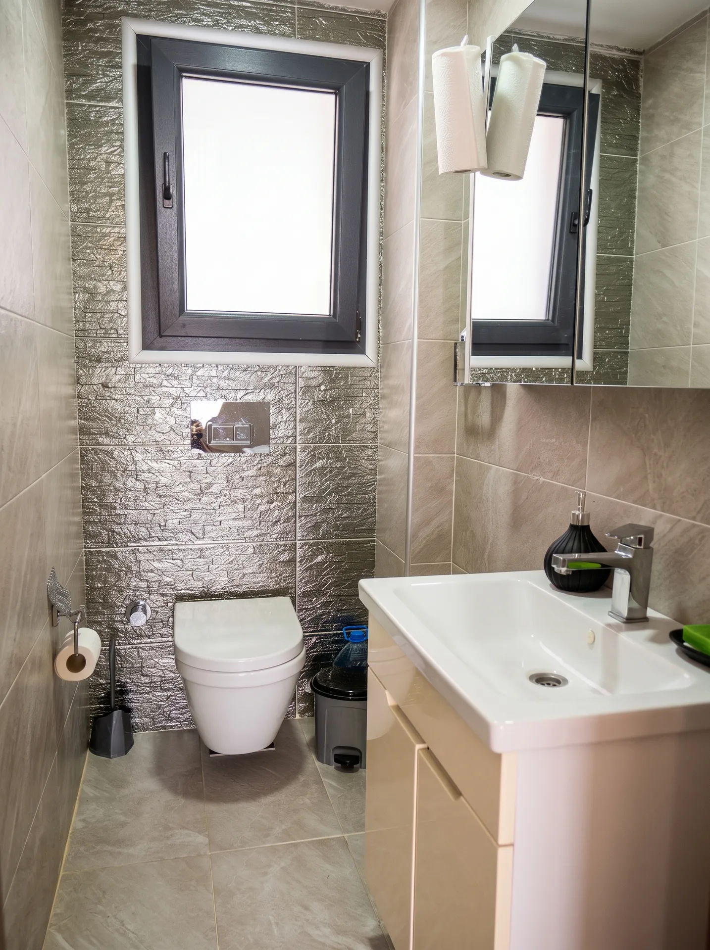 YELKİ’DE KENT KOLEJİ ARKASINDA 350 M² ARSALI VİLLA