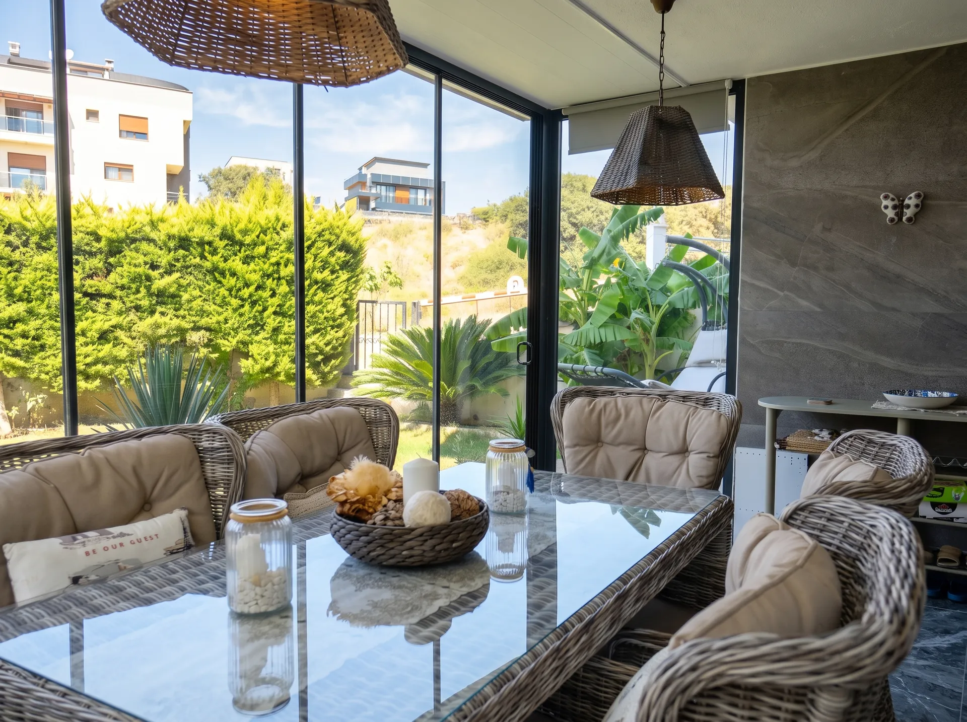 YELKİ’DE KENT KOLEJİ ARKASINDA 350 M² ARSALI VİLLA