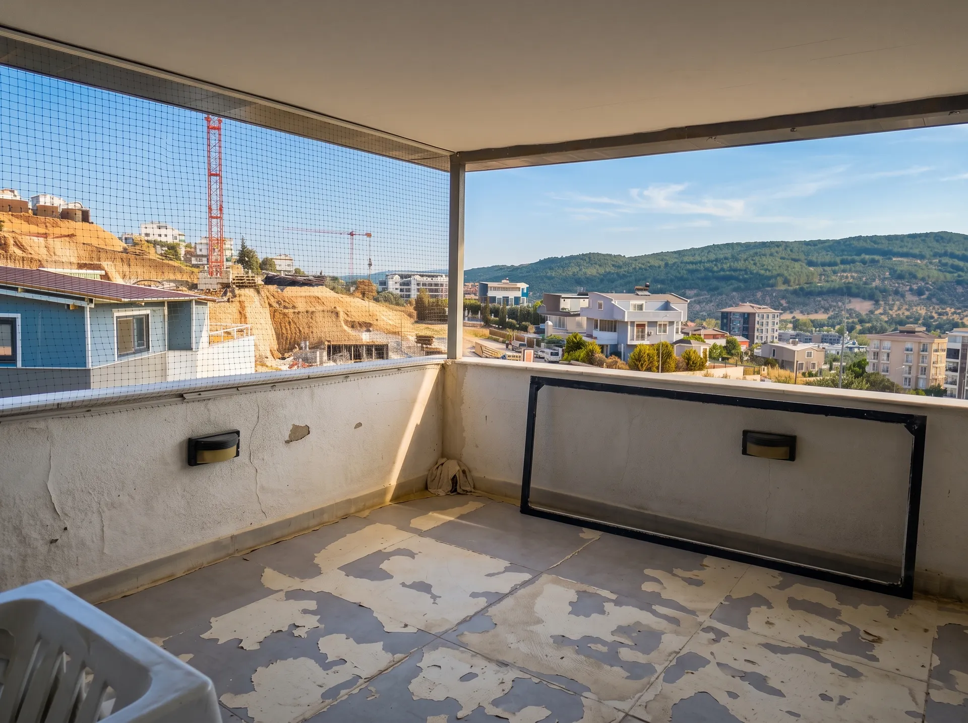 YELKİ’DE KENT KOLEJİ ARKASINDA 350 M² ARSALI VİLLA