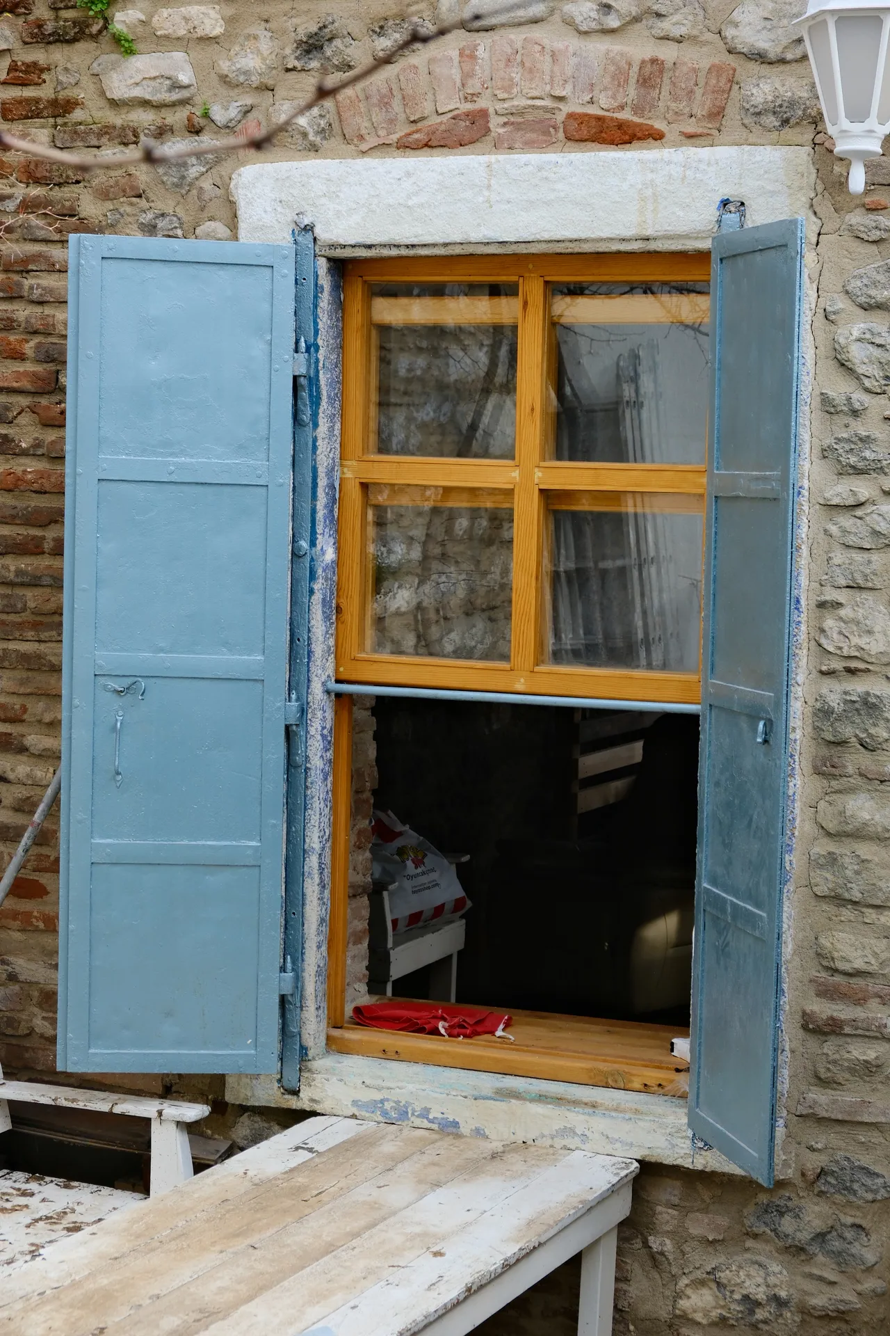 URLA GÜLBAHÇE’DE TARİHİ SARNIÇLI RUM EVİ