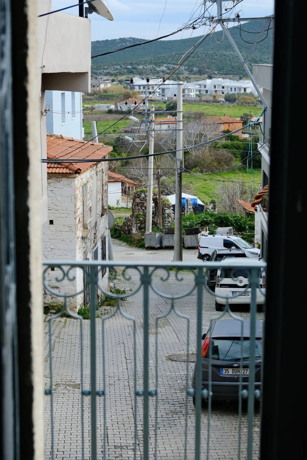 URLA GÜLBAHÇE’DE TARİHİ SARNIÇLI RUM EVİ