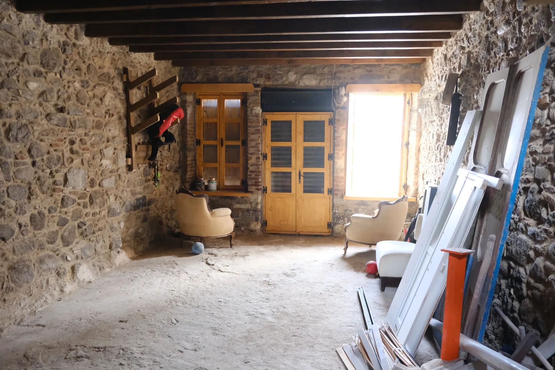 URLA GÜLBAHÇE’DE TARİHİ SARNIÇLI RUM EVİ