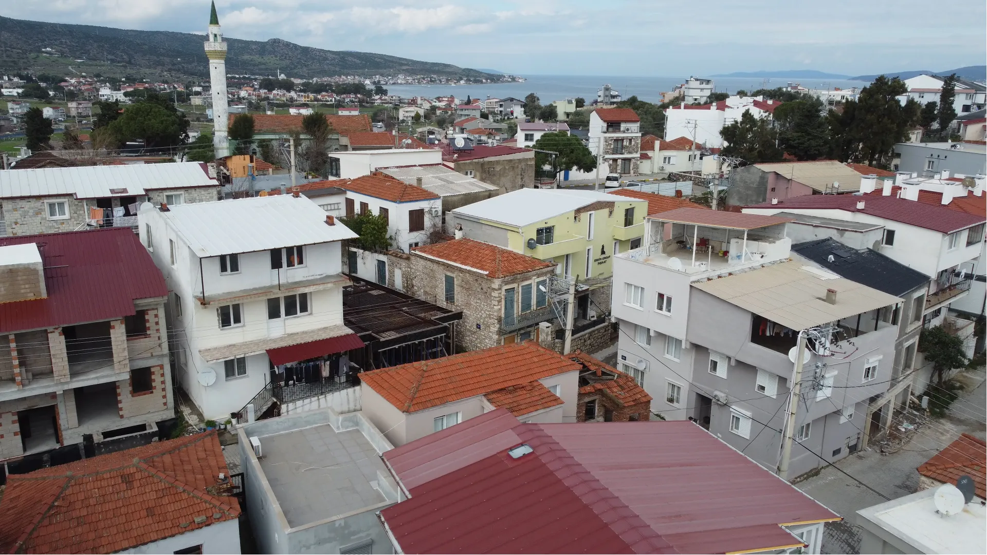 URLA GÜLBAHÇE’DE TARİHİ SARNIÇLI RUM EVİ