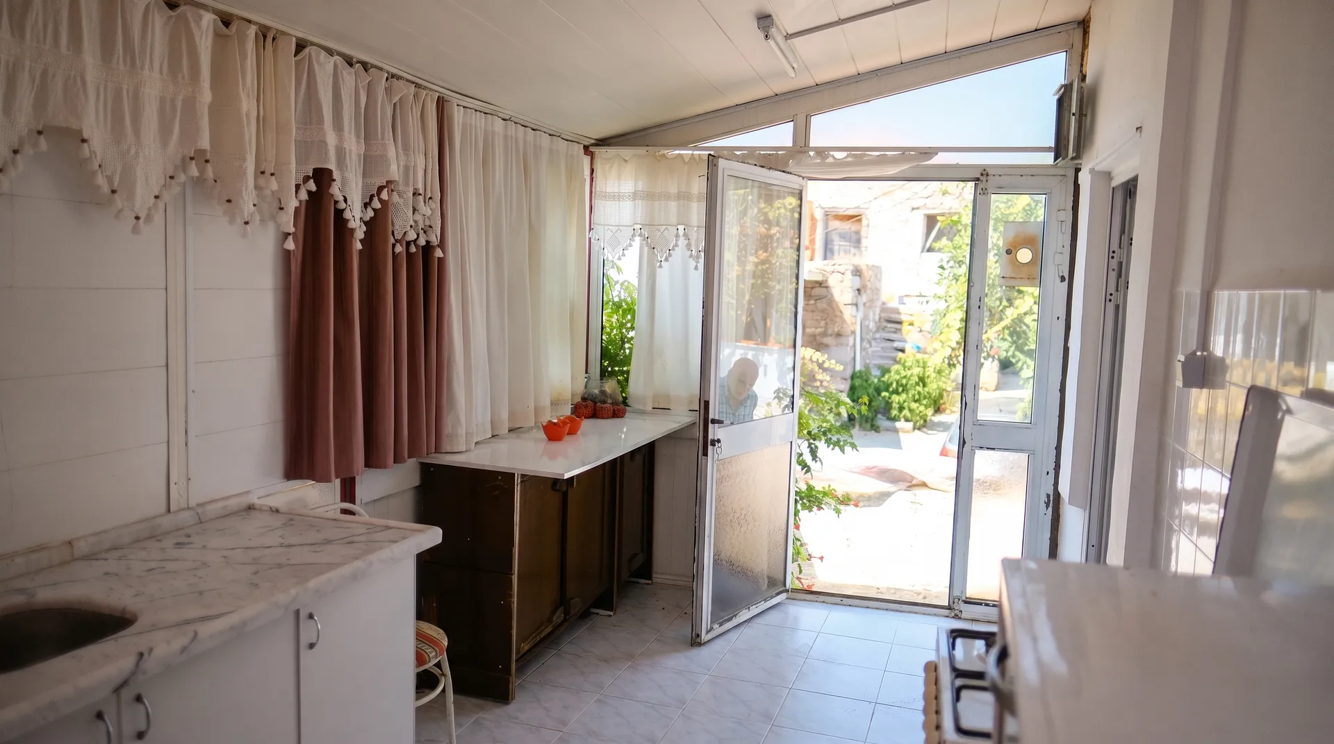 ildiriRE (35) ÇEŞME ILDIR’IN KALBİNDE TESCİLLİ TARİHİ RUM EVİ